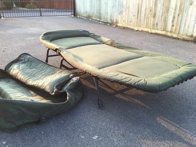 Bedchair 3 Leg Fox Royale XL with Nash Barrowlogix Bag